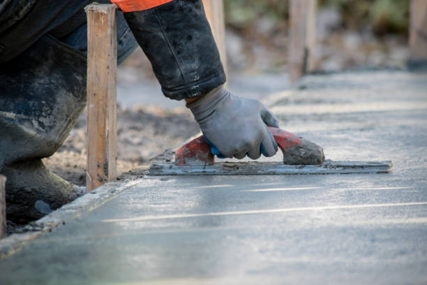 Best Concrete Sidewalk Installation  in Listoga, CA